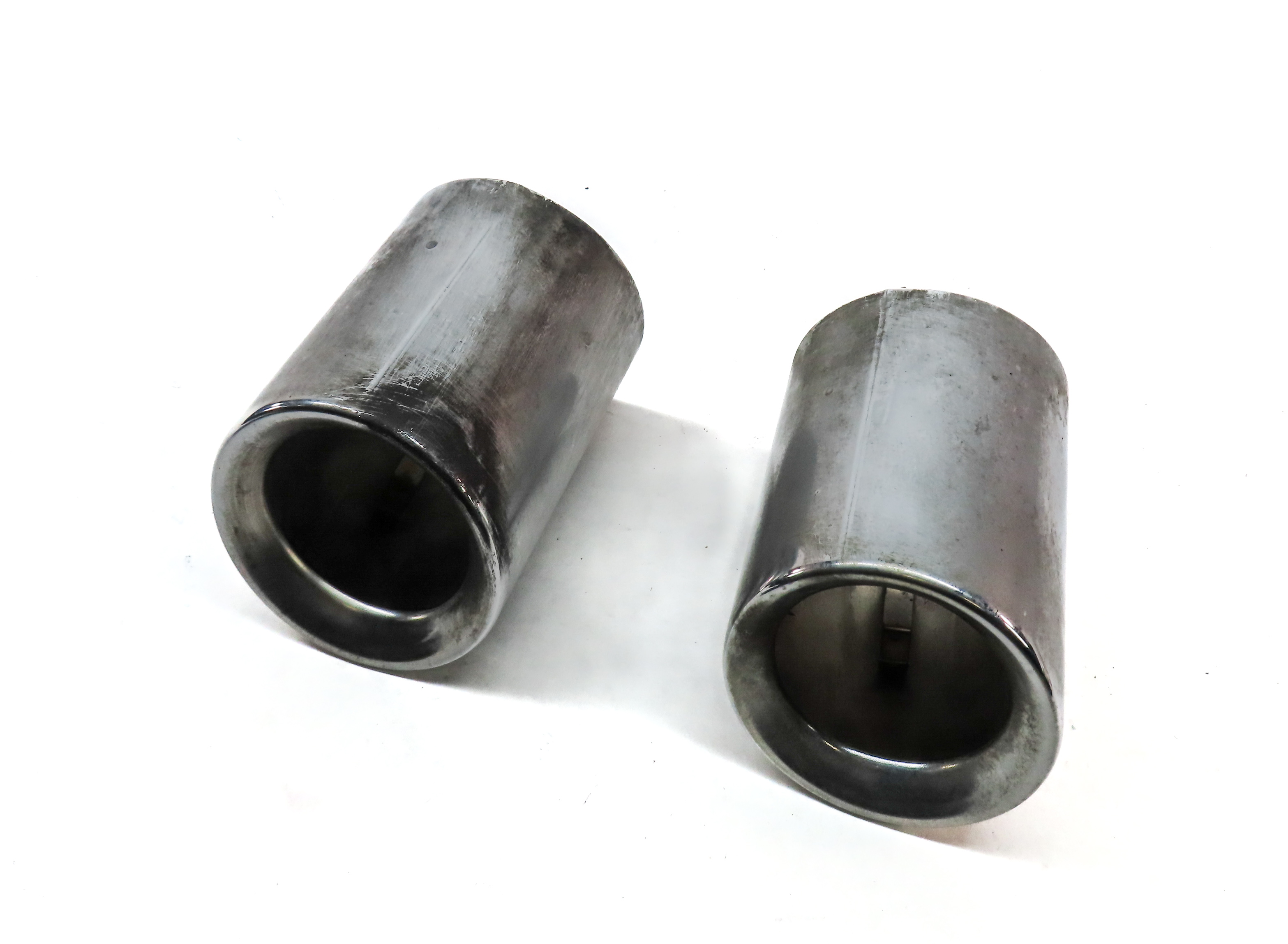 18-22 BMW X3 G01 2.0L TURBO (B46D) ENGINE LEFT & RIGHT EXHAUST MUFFLER TIP SET 2 — exact item pictured